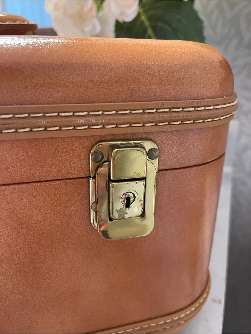 Towne USA refinished train case